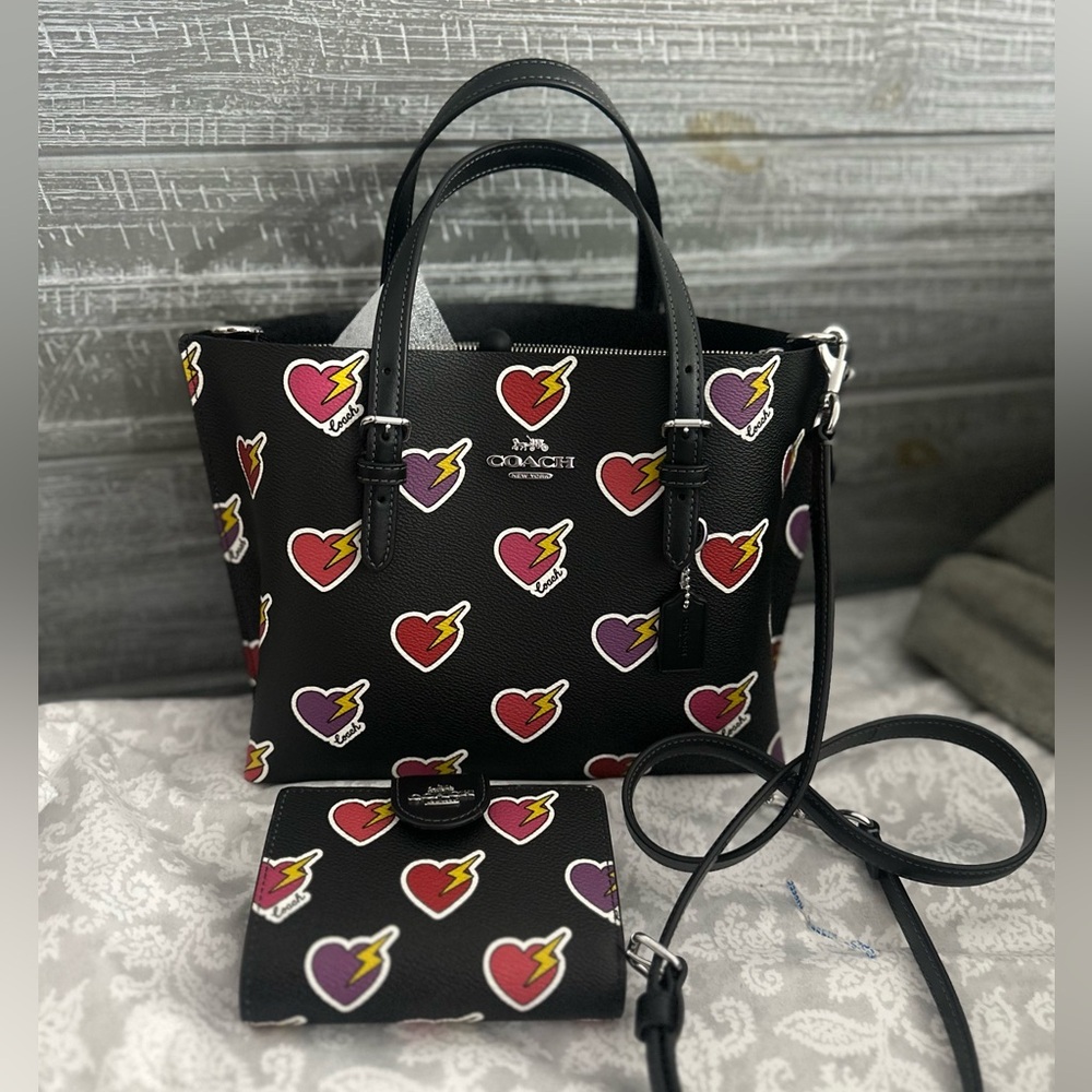Coach Mollie and Wallet Black Heart Print Set
